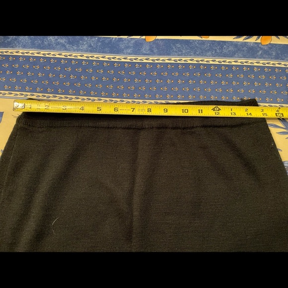 Vintage Karen Scott knit skirt. - Picture 9 of 10